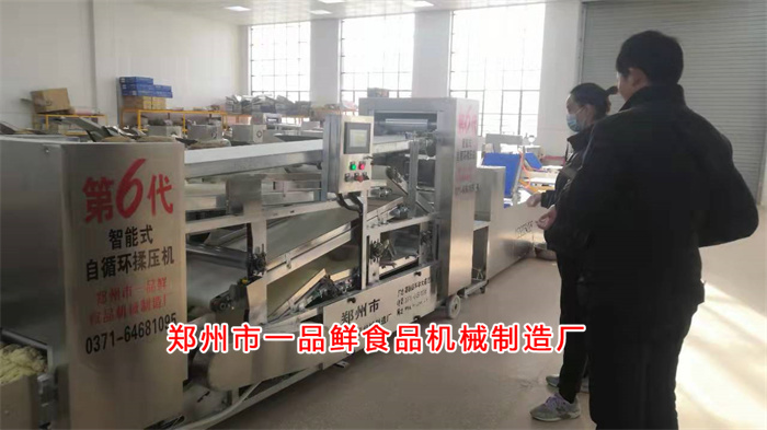 浙江臺(tái)州客戶張先生定購(gòu)350型自動(dòng)疊片燴面機(jī)(圖4) 浙江臺(tái)州客戶張先生定購(gòu)350型自動(dòng)疊片燴面機(jī)(圖4)